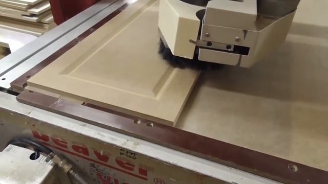 Фрезеровка мебельного фасада на станке ЧПУ смотреть онлайн
