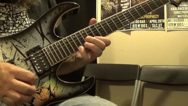 How to Play Arpeggios on Guitar: Easy Phantom of the Opera/Master of Puppets Riffs | Guitar Contro смотреть онлайн
