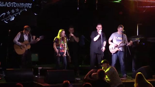 Green Crow - Падди. Гластонберри. 01.03.2019. смотреть онлайн