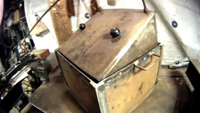 УТЕПЛЕНИЕ КОПТИЛКИ ГОРЯЧЕГО КОПЧЕНИЯ. WARMING OF THE SMOKE-CURED OIL LAMP. смотреть онлайн
