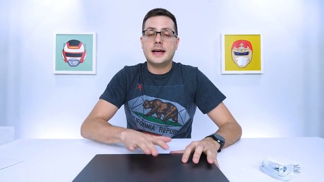 TÃO LINDO e IMPRESSIONANTE! XIAOMI MI NOTEBOOK PRO! UNBOXING! смотреть онлайн