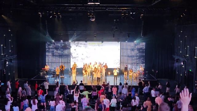 Хавала та поклоніння церква Hillsong Kyev. Хілсонг Київ українською мовою. смотреть онлайн