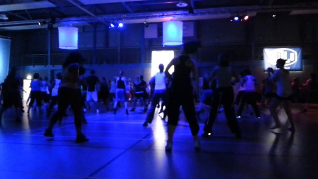 Фитнес конвенция в Амстердаме 2012 г. Zumba смотреть онлайн