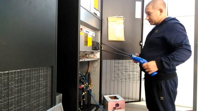 Течеискатель фреона value vml-1. Сравнение со старой моделью vld-2 смотреть онлайн