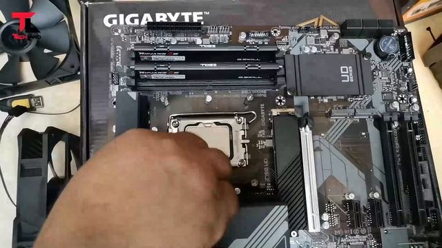 Build a won Gaming PC Core i5 13600K GIGABYTE Z790 UD DDR5 ASUS ROG RYUO | Tech Land смотреть онлайн