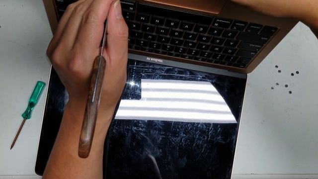 2020 MacBook Air A2179 *Almost* Complete Disassembly Screen Replacement смотреть онлайн