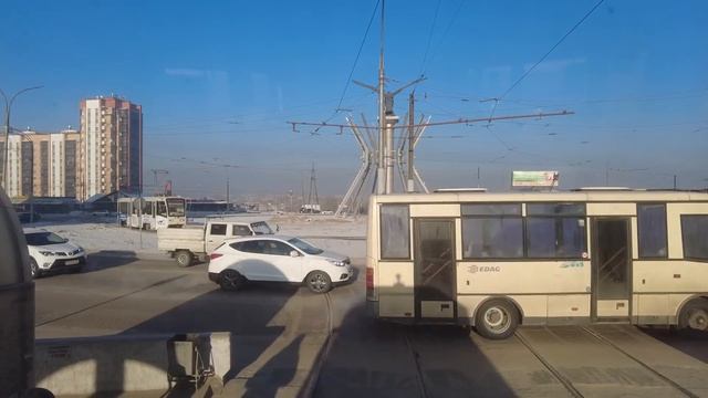 Обгоняем пробки: спасательные круги трамвая, который ценят в городе смотреть онлайн