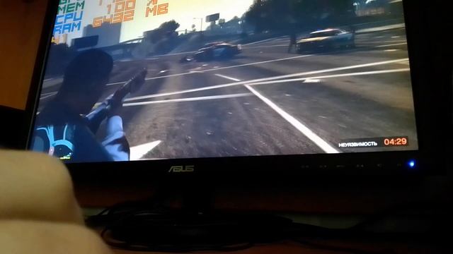 GTA 5 ультра-высокие (без доп настроек) GT 640 (2gb gddr5) / i3 2120 3.3ghz смотреть онлайн