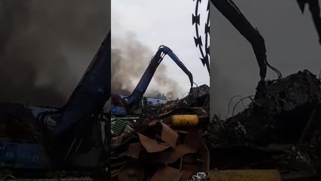 Крупный пожар в промзоне на Волхонском шоссе СПб 10 марта 2024 смотреть онлайн