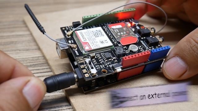How to use a SIM808 GPS/GPRS/GSM Shield For Arduino - DFRobot смотреть онлайн