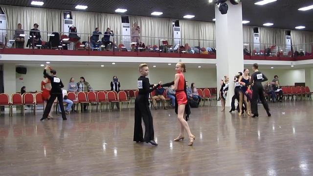 Ча-ча-ча (1) (Юниоры-1 Открытый класс) 17.11.2018 Рейтинг-Турнир Санкт-Петербурга (7 тур) смотреть онлайн