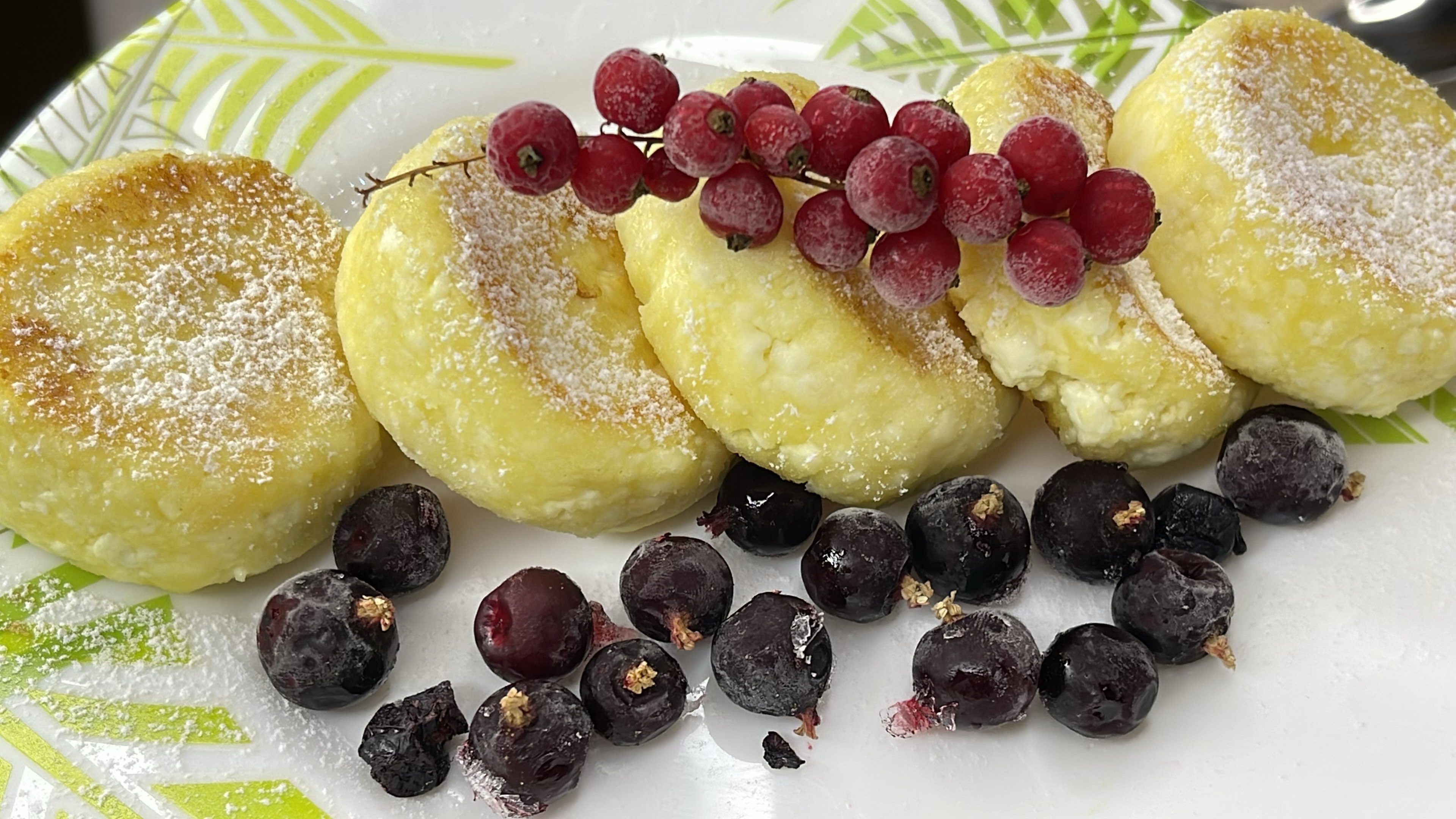 Больше ваши сырники не разлезутся на сковороде! Проверенный рецепт идеальных сырников! смотреть онлайн