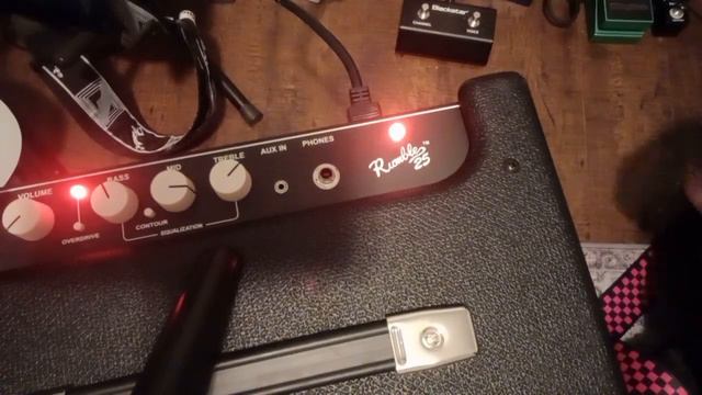 Fender Rumble 25 V3 Bass Amp: Unboxing and First Impressions. смотреть онлайн