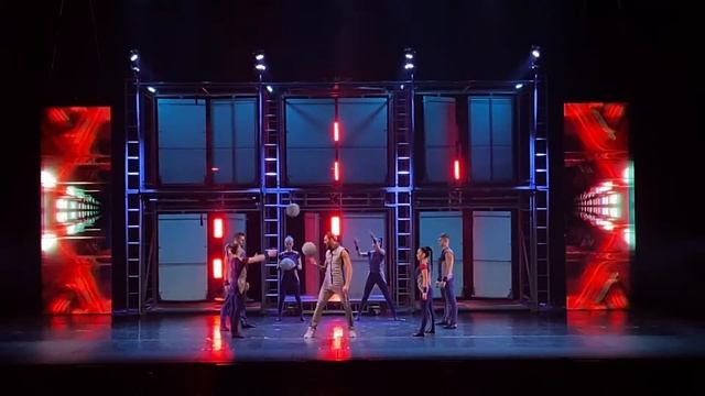 Акробатический номер - силовой - мячи смотреть онлайн