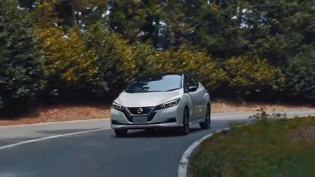 Electric Cars Will Challenge Tesla Model 3 смотреть онлайн