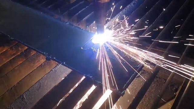 Резка металла 10 мм смотреть онлайн