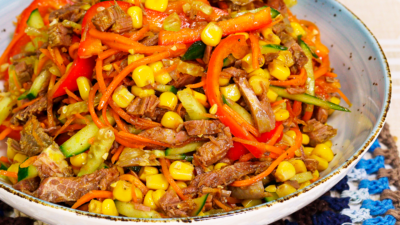 Мой "Ходовой" САЛАТ,который побил ВСЕ рекорды по скорости приготовления! с изумительной заправкой смотреть онлайн