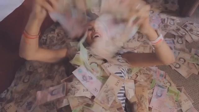 ТЕПЕРЬ КУРИЦУ МОЖНО КУПИТЬ ДАЖЕ НОЧЬЮ | В ТАЛЛИНЕ ОТКРОЕТСЯ ПАРК АТТРАКЦИОНОВ | НОВОСТИ ЭСТОНИИ смотреть онлайн