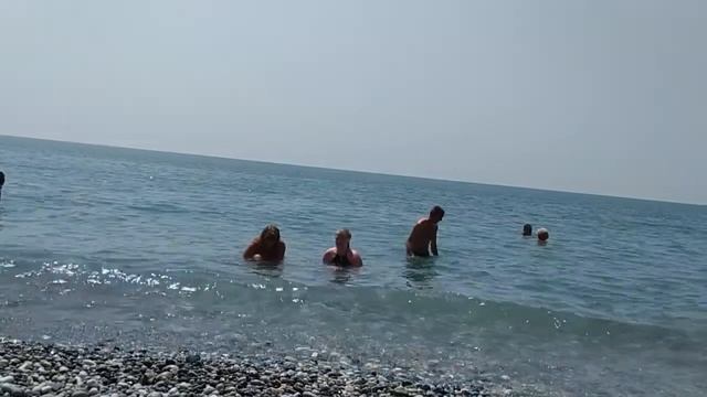 Путешествие в Абхазию. Медовый двор. Пляж Пицунды. смотреть онлайн