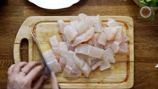 ВЕНГЕРСКАЯ КУХНЯ: Harcsapaprikás/ Паприкаш из сома смотреть онлайн