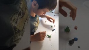 Лепим солдатиков