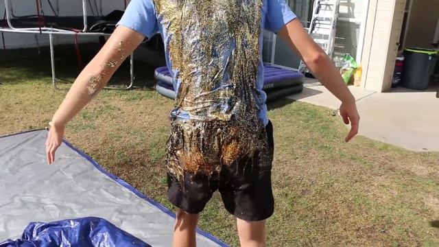 DONT Trust Fall into the Wrong Pool!! *WARNING GROSS* смотреть онлайн