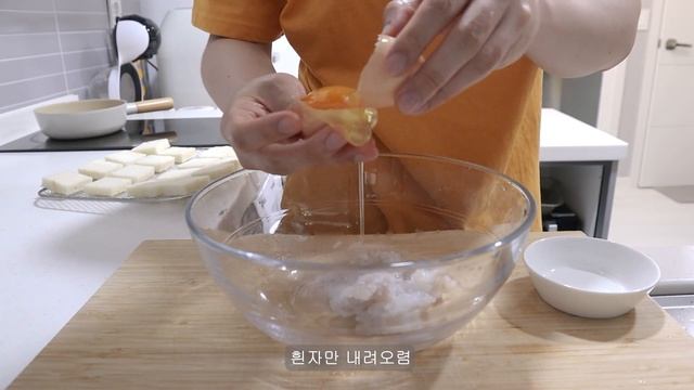 ENG ) 자취생 브이로그? 언제 먹어도 맛있는 라면 꿀조합? 모음편 l 연어초밥 메밀소바?, 순두부열라면?, 콘치즈 불닭?, 멘보샤, 파김치 짜파게티 смотреть онлайн