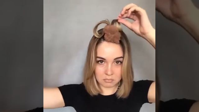 МЕГА-КРУТОЙ СПОСОБ?⠀Как уложить волосы у лица,челку?Смотрите как удобно?⠀ смотреть онлайн