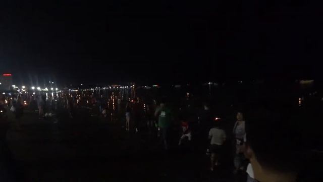 Таиланд. Паттайя. Лой Кратонг в Паттайе. смотреть онлайн