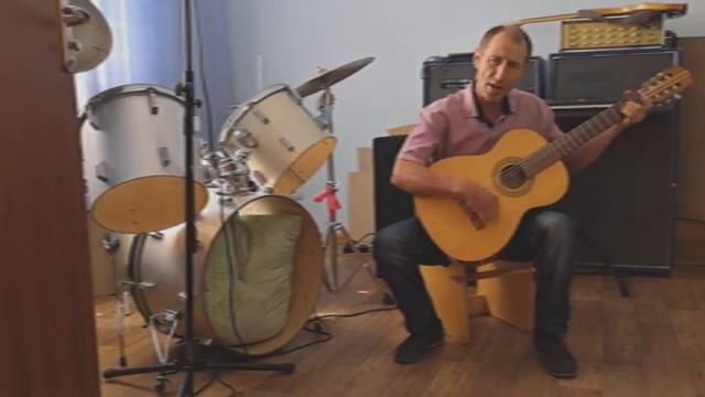 Безуглов Юрий Васильевич - «Как молоды мы были» Авторы: Николай Добронравов, Александра Пахмутова смотреть онлайн