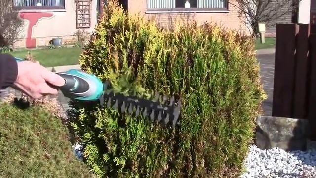 Bosch ASB10.8LI 10.8V Cordless Hedge Shear смотреть онлайн
