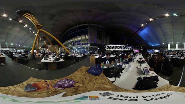 Campus Party Europe 2013 - 02 London UK смотреть онлайн