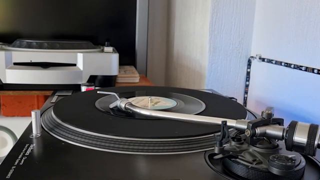 Lisa Stansfield - All Around The World - Arista - 1989 - 7" Record (45 Rpm) смотреть онлайн