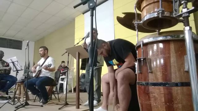 Santo Espírito és bem vindo aqui.ccat acústico смотреть онлайн