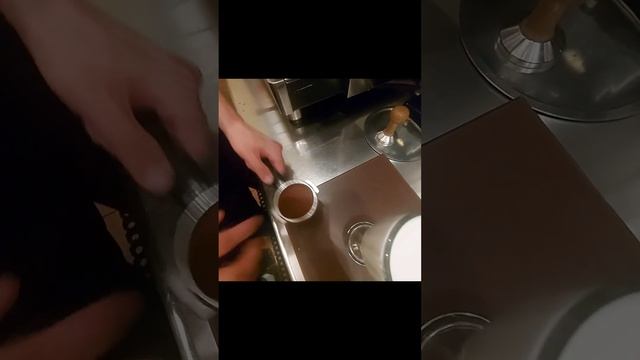 Как приготовить мокко или мокачино по слоям! ☕? How to cook mocha or mochachino in layers!@ смотреть онлайн