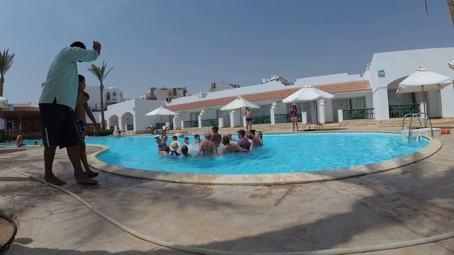 Отель "Coral beach Resort Montazah". Пляж. Развлекалочки на пляже. Встреча рассвета в пустыне. смотреть онлайн