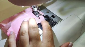 Как правильно заправить швейную  машинку Necchi cn-102D