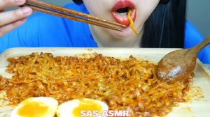 ASMR CHEESY SAMYANG SPICY NOODLES + SOFT BOIL EGGS (EATING SOUNDS) NO TALKING | SAS-ASMR