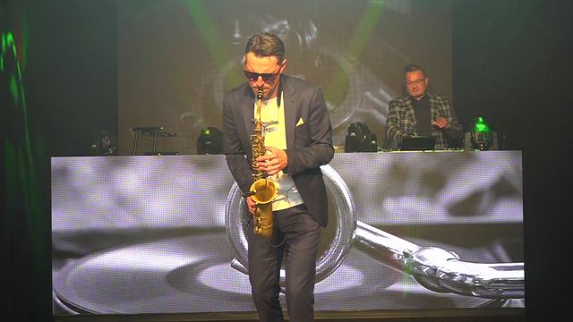 Best Of Electro Swing Saxophone & DJ Showact (Livestream) DJ Rainer Schober - Www.electroswing.at