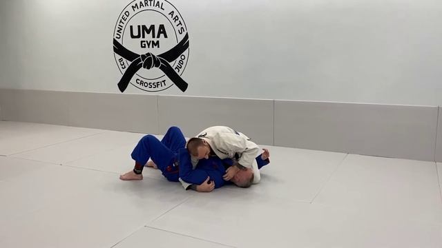 Простой и неожиданный удушающий из сайдконтроля смотреть онлайн