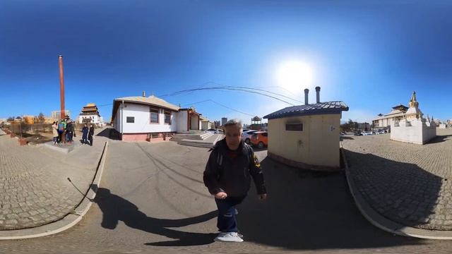 Монголия 360° 8K. Буддистский монастырь Гандан (Гандантэгченлин) в Улан Баторе смотреть онлайн
