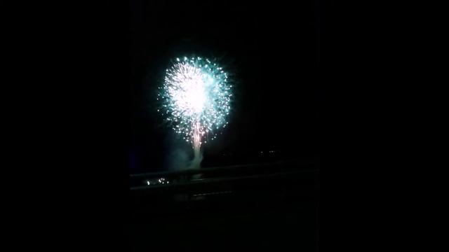 Салют на речном вокзале. Барнаулу - 285! смотреть онлайн