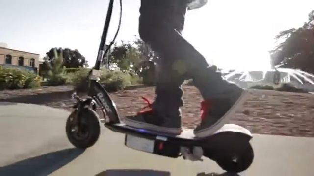 E100 Glow Electric Scooter - Black смотреть онлайн