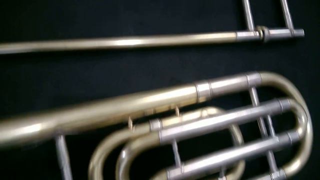 Trombone de Vara Bach finalizado смотреть онлайн