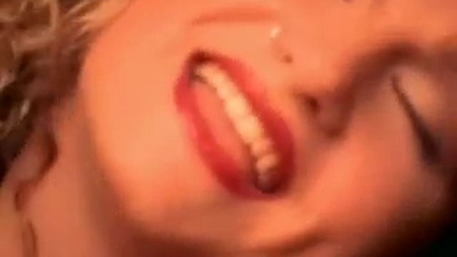 Joan Osborne - One Of Us смотреть онлайн