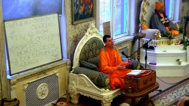 Вальмики дас - Как подходить к людям на санкиртане если они не останавливаются смотреть онлайн