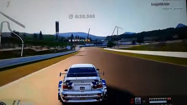 BMW M3 GTR 1:18:989 Apricot hill смотреть онлайн