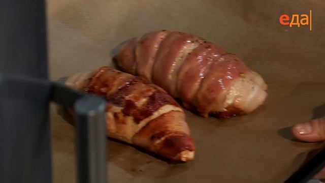 Куриная грудка в беконе с авокадо | Дежурный по кухне смотреть онлайн