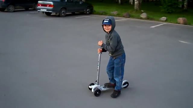 Micro Kickboard Compact - Микро Кикборд Компакт смотреть онлайн
