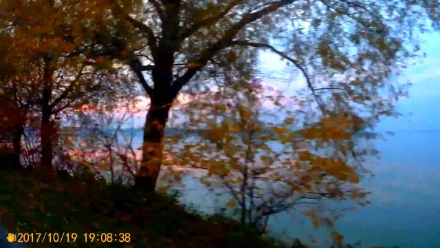 ЗОЛОТАЯ ОСЕНЬ НА ДАМБЕ ЯГОТИН---ЗАСУПОЕВКА... смотреть онлайн